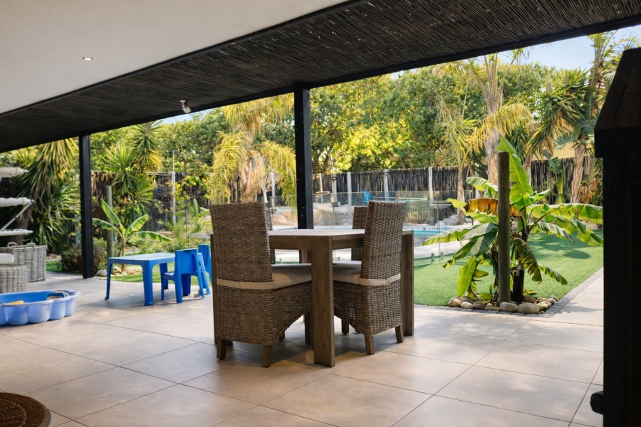 4 Bedroom Property for Sale in Flamingo Vlei Western Cape